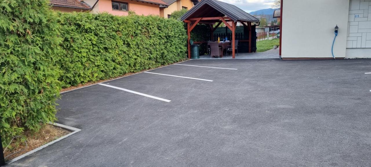 Prenociste-Sobe-Rooms-Aman Bihać エクステリア 写真