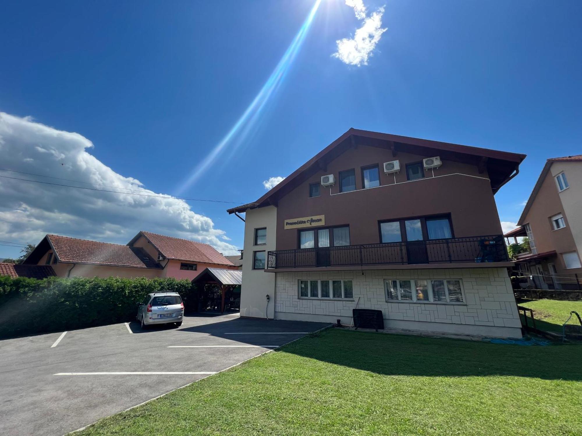Prenociste-Sobe-Rooms-Aman Bihać エクステリア 写真