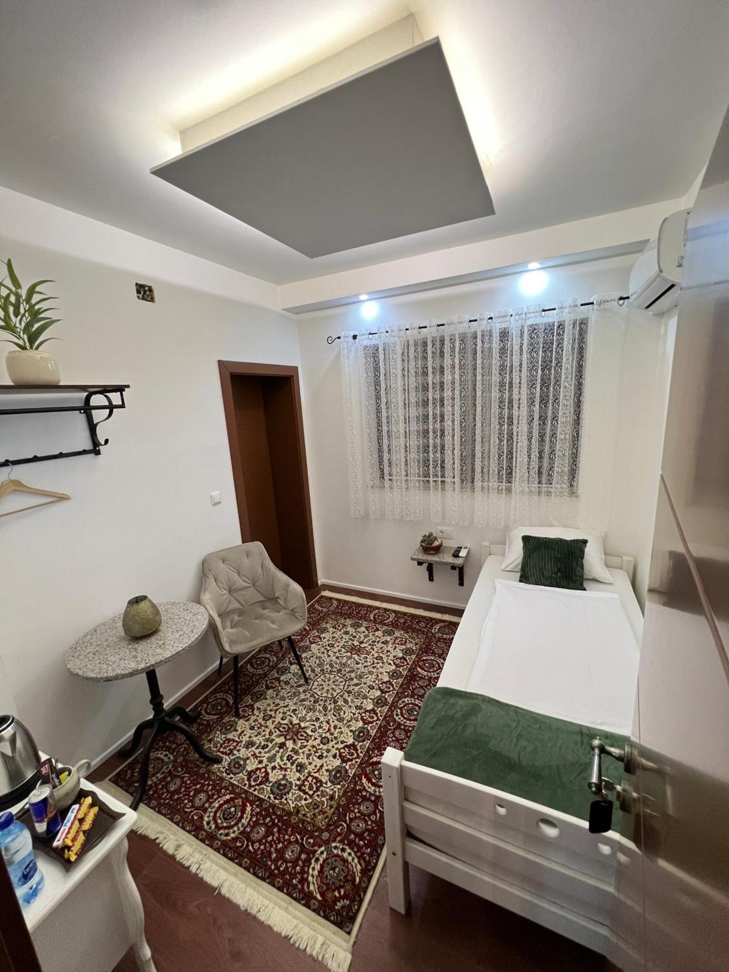 Prenociste-Sobe-Rooms-Aman Bihać エクステリア 写真