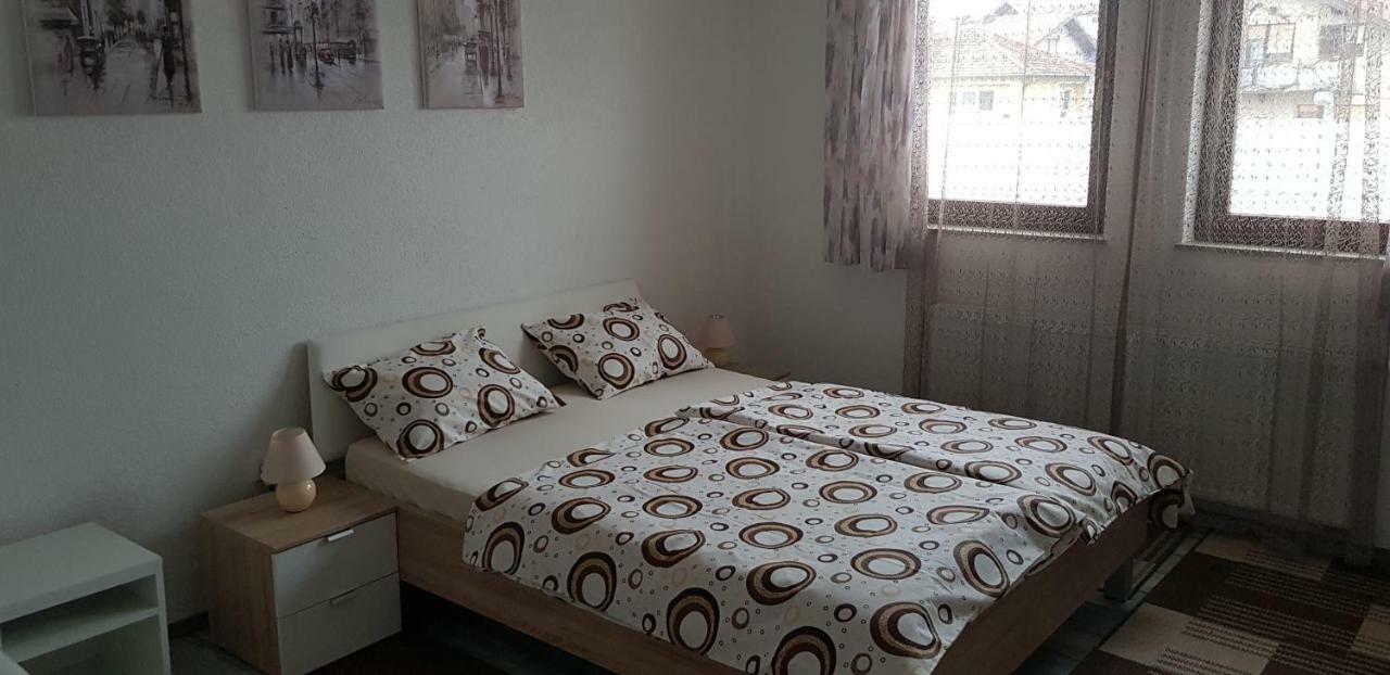 Prenociste-Sobe-Rooms-Aman Bihać エクステリア 写真