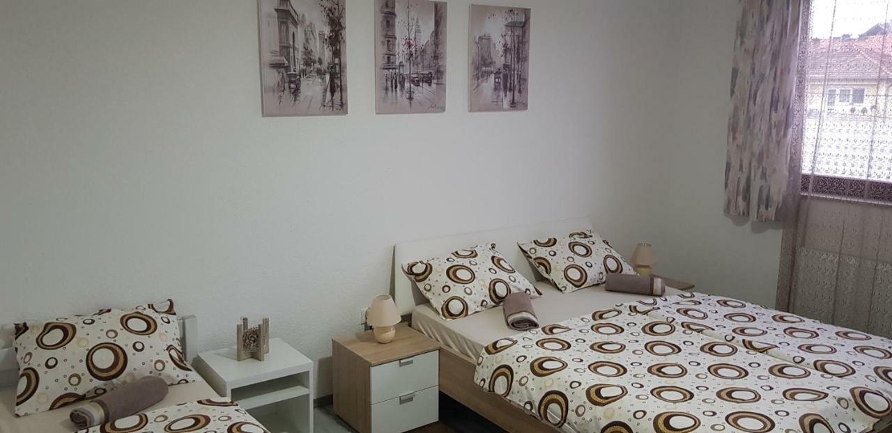 Prenociste-Sobe-Rooms-Aman Bihać エクステリア 写真