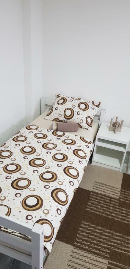 Prenociste-Sobe-Rooms-Aman Bihać エクステリア 写真