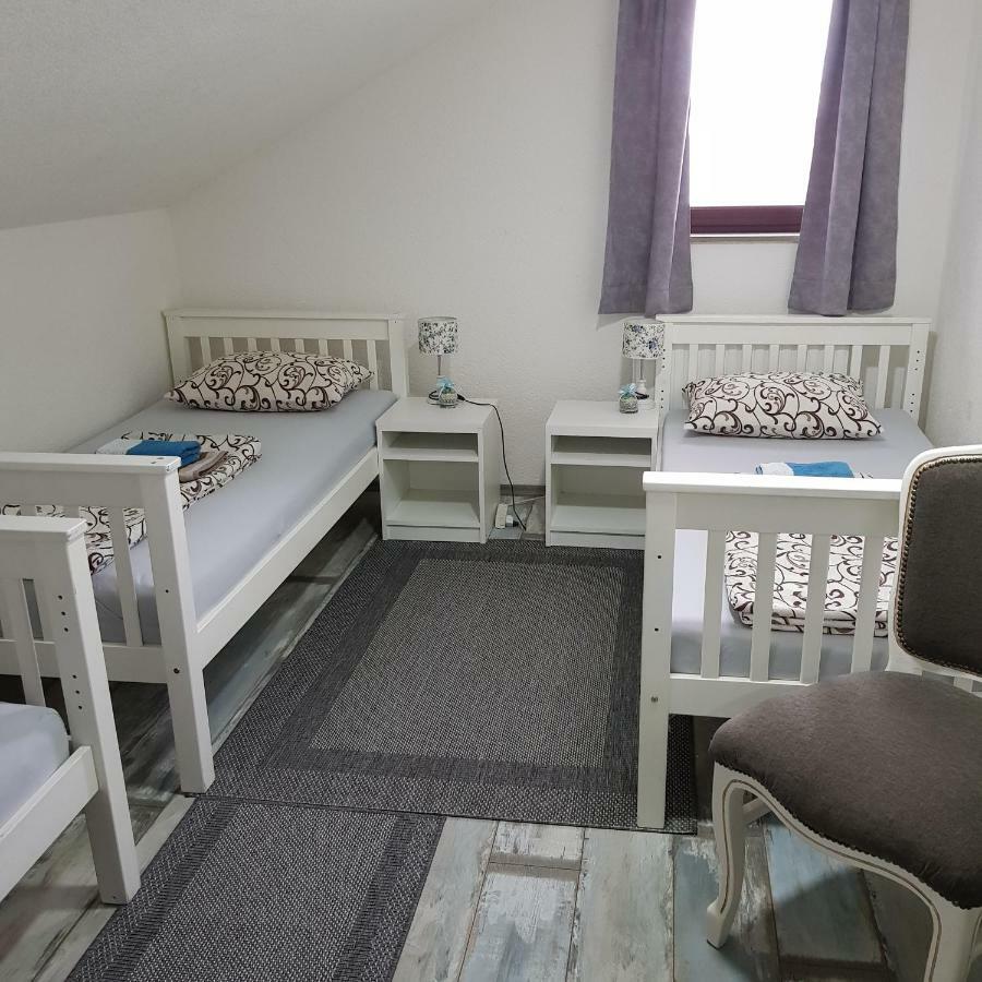 Prenociste-Sobe-Rooms-Aman Bihać エクステリア 写真