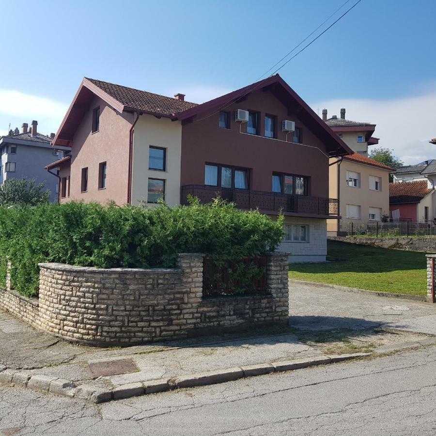 Prenociste-Sobe-Rooms-Aman Bihać エクステリア 写真