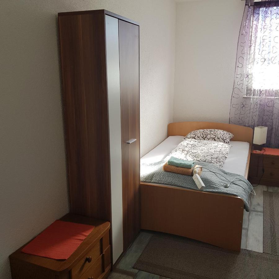 Prenociste-Sobe-Rooms-Aman Bihać エクステリア 写真