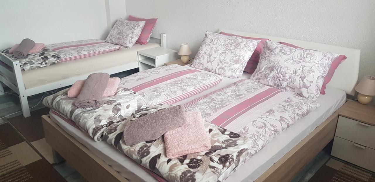 Prenociste-Sobe-Rooms-Aman Bihać エクステリア 写真